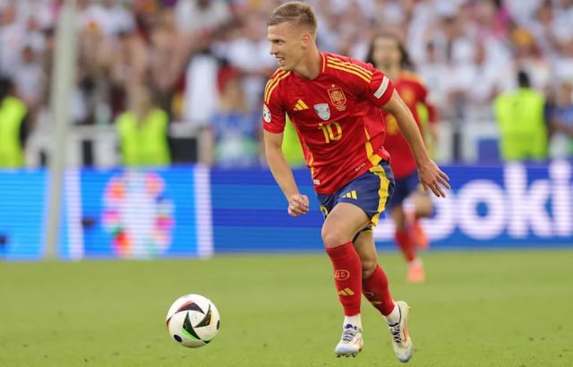 1720576130320025000.png olmo 2.png