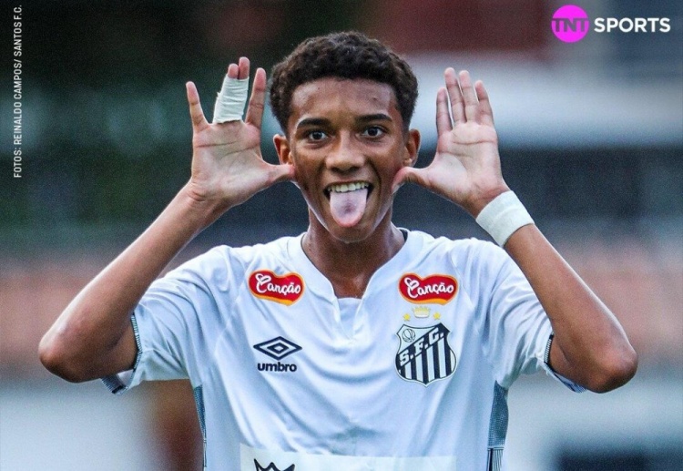 开云下载-邮报:利物浦已多次考察罗比尼奥之子小罗布森,切尔西也在关注他