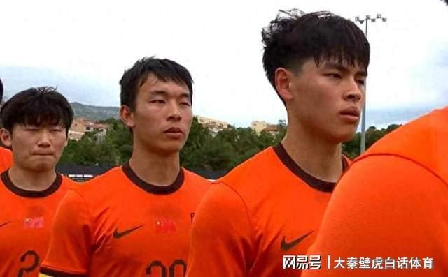 0-3崩盘！中国男足1-0爆冷沙特仅2天，被打回原形？争冠又难了！